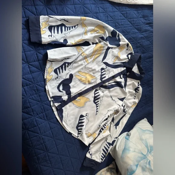 SHEIN Women's Abstract Print Button Down Shirt - Navy and Yellow - Picture 5 of 6